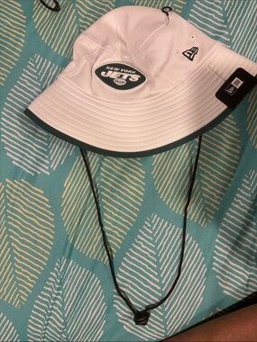 New Era New York Jets White Bucket Hat with Chin Cord
